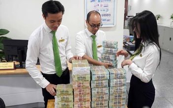 Tính thuế thu nhập cá nhân với tiền ăn giữa ca của công nhân?