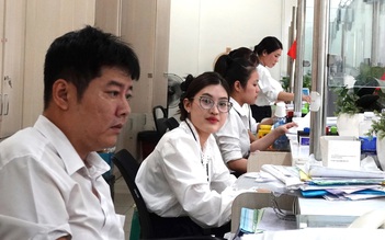 Ít cán bộ Bình Dương, Bà Rịa - Vũng Tàu tới TP.HCM bằng xe miễn phí