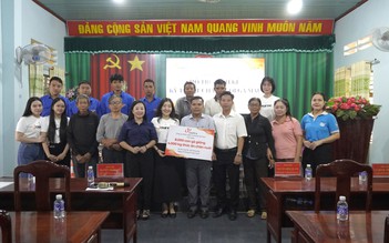 Japfa Việt Nam hỗ trợ 8.000 gà giống cho nông dân Đồng Nai