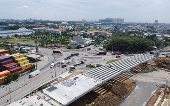 TP.HCM: Phó chủ tịch Bùi Xuân Cường kiểm tra công trình giao thông, tháo gỡ ùn tắc
