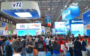 Đông nghẹt người dự triển lãm về logistics ở TP.HCM