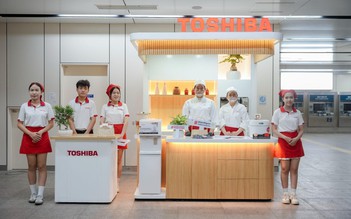 Trạm nạp năng lượng Toshiba 'gây sốt' tại Metro Nhà hát Thành phố