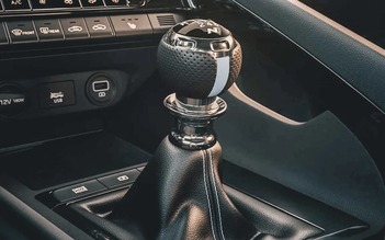 Hyundai cho rằng: 'Không còn ai muốn mua ô tô số sàn nữa'