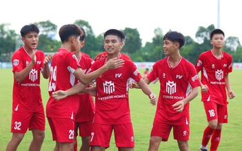 Thua vòng bảng, thắng chung kết: U.15 PVF bảo vệ thành công ngôi vương