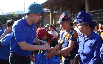 T.Ư Đoàn chung tay hỗ trợ bà con bị thiệt hại do bão lũ ở Sơn La