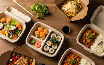 Nhiều người thường đặt đồ ăn mang về: Bác sĩ khuyên gì?