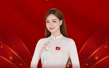 Tùng Dương, Hòa Minzy hát ở concert 3 vạn khán giả 'Tự hào là người Việt Nam'


