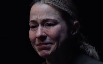 Nữ ca sĩ 'The X Factor' kể cú sốc bị cưỡng hiếp