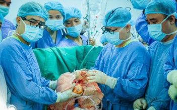 Ca ghép đồng thời tim, phổi đầu tiên thành công tại Việt Nam