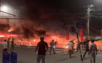Đồng Tháp: Xảy ra 2 vụ cháy lớn trong đêm khiến 1 người tử vong