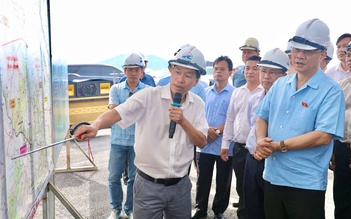 Phó chủ tịch Quốc hội kiểm tra tiến độ hai cao tốc trọng điểm tại Khánh Hòa