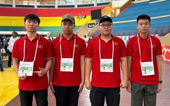 Cả 4 học sinh Việt Nam giành huy chương tại Olympic tin học quốc tế