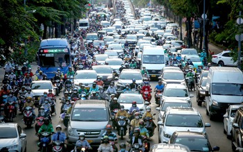 Đề xuất tiêu chuẩn mới về khí thải ô tô tại Hà Nội, TP.HCM