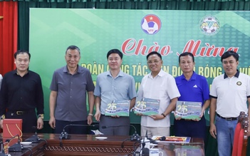 Chủ tịch VFF thăm LĐBĐ Thanh Hóa, mong có thêm tài năng cho đội tuyển quốc gia