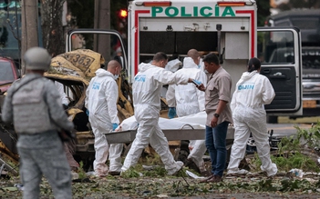 Đánh bom ở căn cứ quân sự Colombia, nhiều người chết