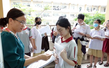 Nhiều ngành sức khỏe có điểm chuẩn bằng điểm sàn