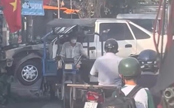 Vụ xe ba gác chở ô tô phía sau: Tịch thu phương tiện, phạt 10 triệu đồng