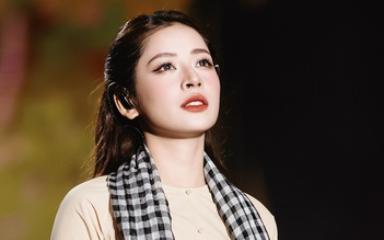 Hình ảnh khác lạ của Chi Pu