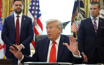 Tổng thống Trump nhầm tên Thống đốc Michigan với 2 người khác