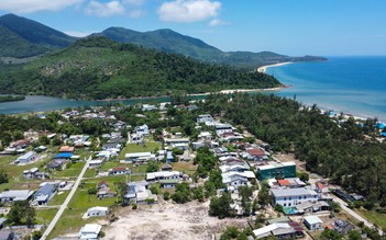 Những ngôi làng tuyệt đẹp ven biển: Cảnh Dương sơn thủy hữu tình...