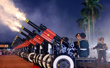 Tối nay sơ duyệt diễu binh A80, người dân xem pháo lễ ở đâu?