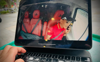 Vì sao vừa lái xe, vừa dùng điện thoại khó thoát phạt với luật mới?