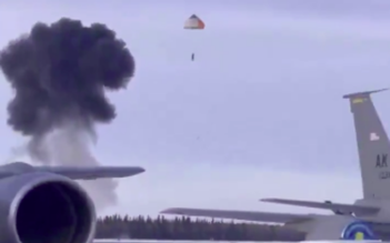 Phi công tham vấn suốt 50 phút, máy bay F-35 vẫn rơi