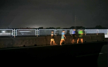 Đừng làm 'bóng ma' trên cao tốc