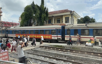 'Đi dọc Việt Nam theo bánh con tàu quay' rất an toàn về điện và phòng cháy chữa cháy