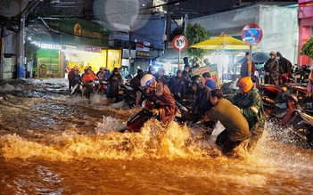 Nắng nóng chưa qua, bão đang 'thập thò'