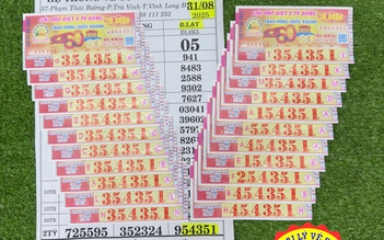 Khách trúng 22 tờ xổ số miền Nam đài Đà Lạt, đại lý đổi thưởng liên tục