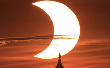 Sắp có nhật thực cuối cùng năm 2025: Người Việt có xem được mặt trăng 'cắn' mặt trời?