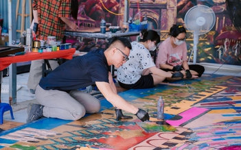 6 năm thực hiện bức tranh sơn mài 3 tấn đạt kỷ lục Guinness