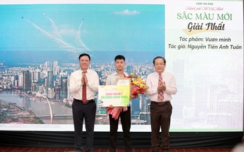 Trao giải và triển lãm 'TP.HCM sắc màu mới'