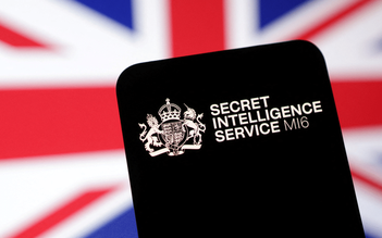 Tình báo Anh tuyển gián điệp Nga trên 'mạng tối'