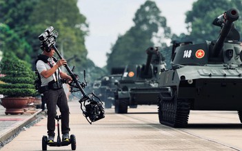 Gặp người đứng sau cú máy đẹp chuẩn điện ảnh gây ‘sốt’ ở lễ diễu binh A80