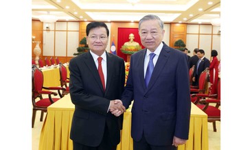 Thành công của Việt Nam là bài học để Lào phấn đấu 
xây dựng đất nước