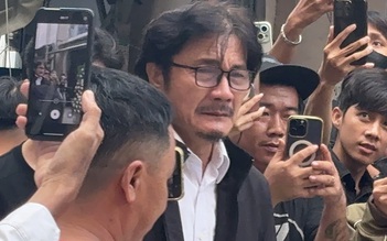 NSƯT Công Ninh nghẹn ngào đến tiễn biệt diễn viên Ngọc Trinh