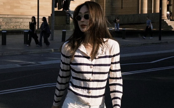 Áo kẻ ngang 'cứ mặc là đẹp' cho mọi hoàn cảnh