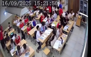 Diễn đàn: Tôn nghiêm trong giáo dục có phải đã mai một?