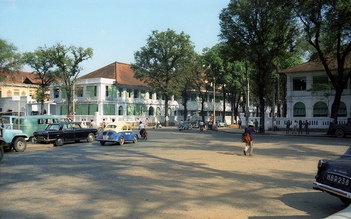 Bót Catinat: 'Địa ngục' kế bên 'thiên đàng'