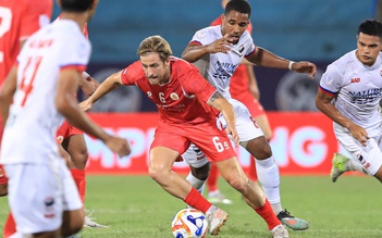 CLB CAHN thắng nghẹt thở á quân Philippines: Cao Pendant Quang Vinh ghi bàn quý hơn vàng