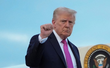 Tòa án Tối cao Mỹ cho phép ông Trump chặn 4 tỉ USD viện trợ nước ngoài