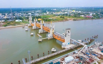 Vì sao dự án chống ngập 10.000 tỉ đồng ở TP.HCM vẫn 'đứng bánh'?