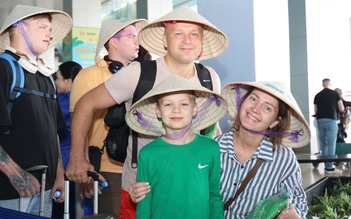 Hơn 30 chuyến bay đưa khách Nga đến Khánh Hòa mỗi tuần, du lịch khởi sắc