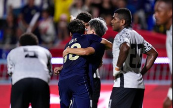 Đội tuyển Thái Lan thắng đối thủ kém 48 bậc, vào chung kết: CĐV vẫn chỉ trích