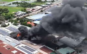 TP.HCM: Cháy lớn công ty in ấn bao bì ở xã Bà Điểm