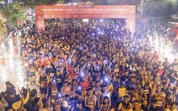 Chạy bộ xuyên giao thừa đánh dấu lần đầu tiên có giải chạy đêm quy mô lớn