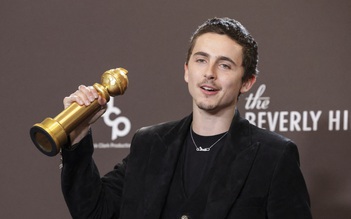 'Chàng thơ' Timothée Chalamet đánh bại Leonardo DiCaprio tại Quả cầu vàng 2026