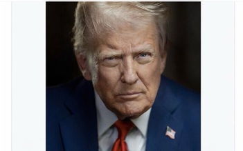 Ông Trump đăng ảnh tự nhận là 'quyền Tổng thống Venezuela'?